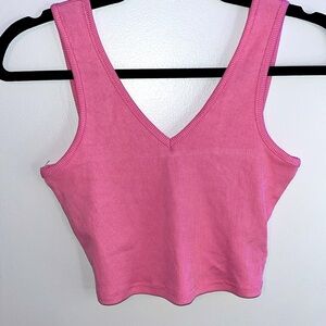 pink cropped top